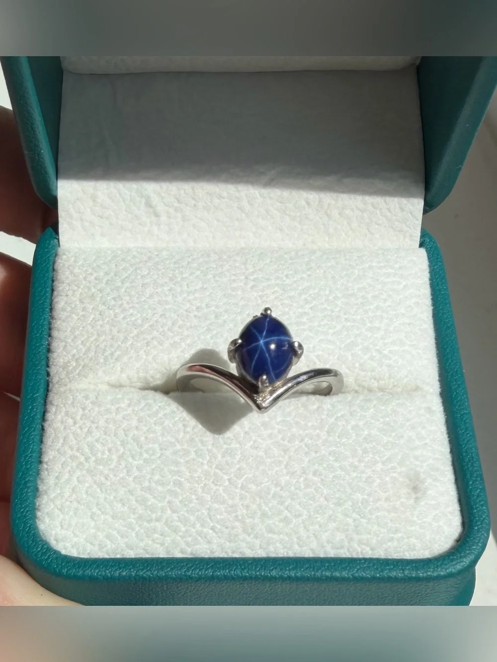 Stunning 1.79CT Natural Blue Star Sapphire Chevron Ring 925 Sterling Silver Sz 6